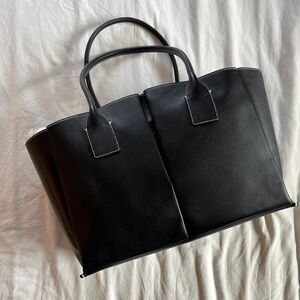 Le Tanneur Elena Large Tote Bag Grained Leather NEW